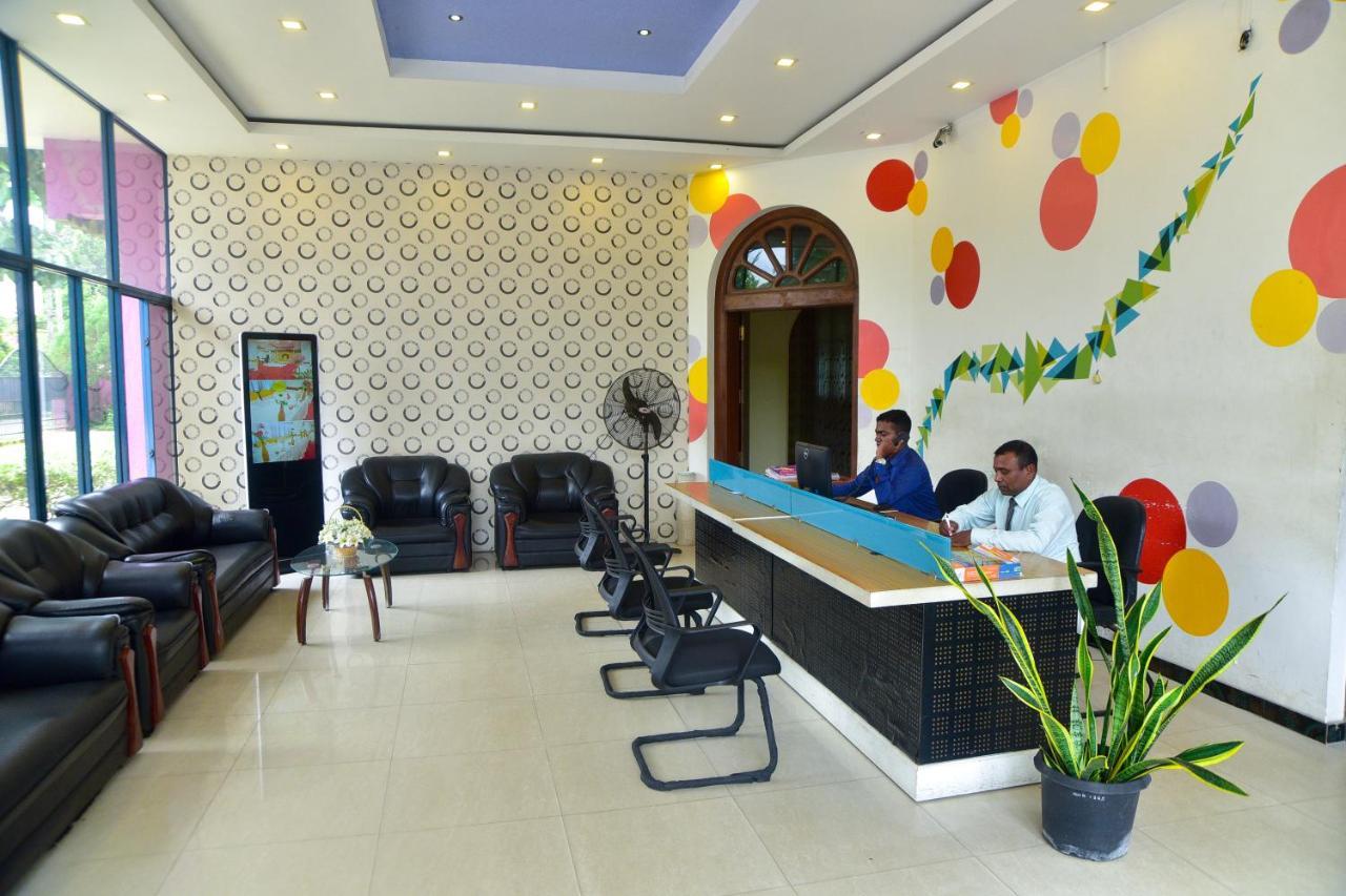 Hotel Blue Sky Kurunegala Exteriér fotografie